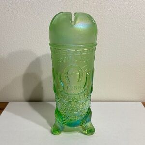 Fenton HOACGA Good Luck Hat Pin Holder Vase 1980 Ice Green Iridized